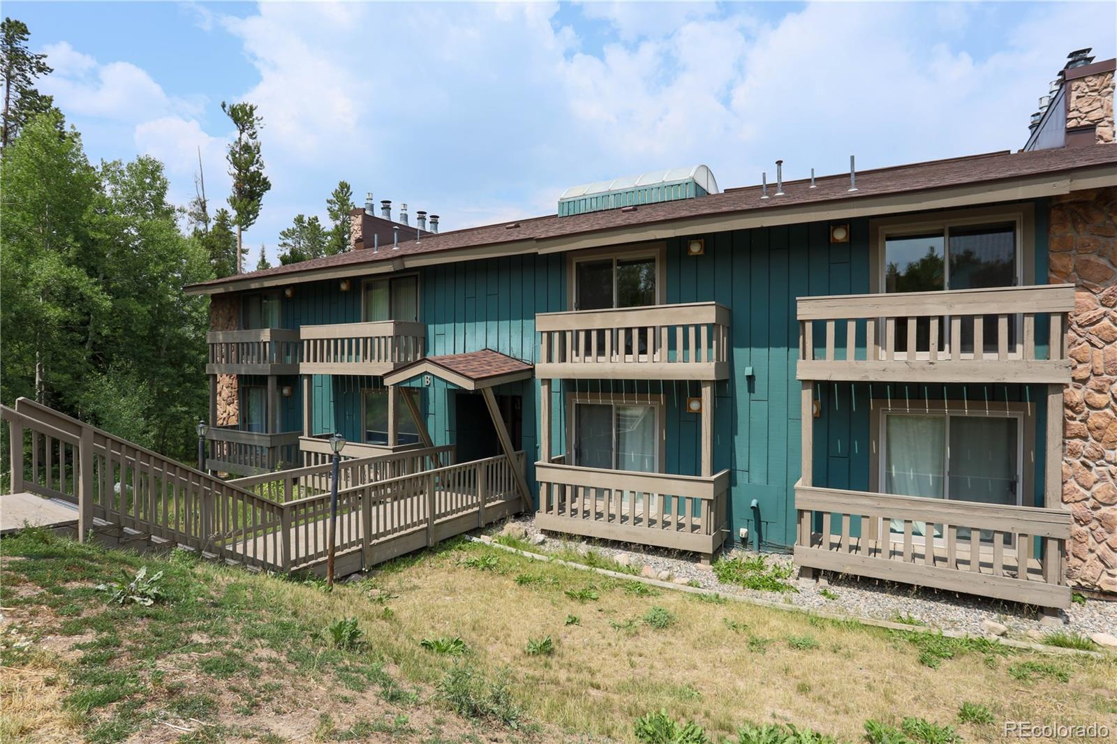 500 Kings Crossing Road Unit: B302