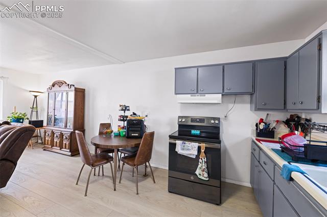 1112 W Mesa Avenue 1114