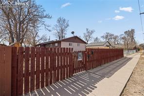 1112 W Mesa Avenue 1114