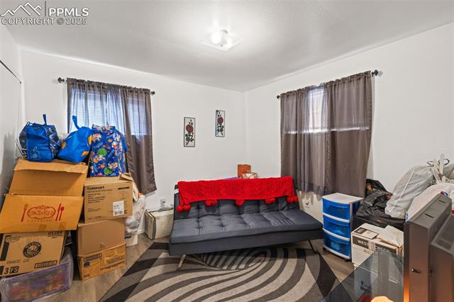 1112 W Mesa Avenue 1114