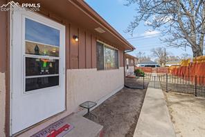 1112 W Mesa Avenue 1114