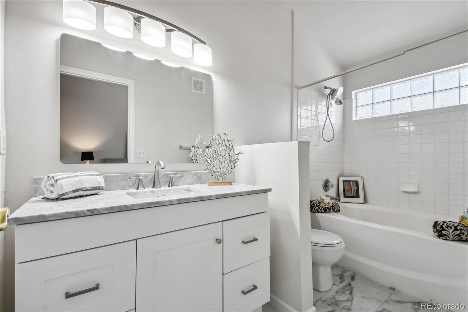 18273 E Flora Place Unit: F