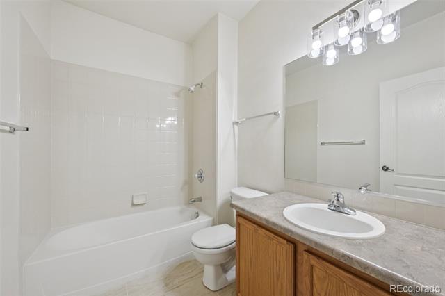 4672 W 20th Street Road Unit: 2511