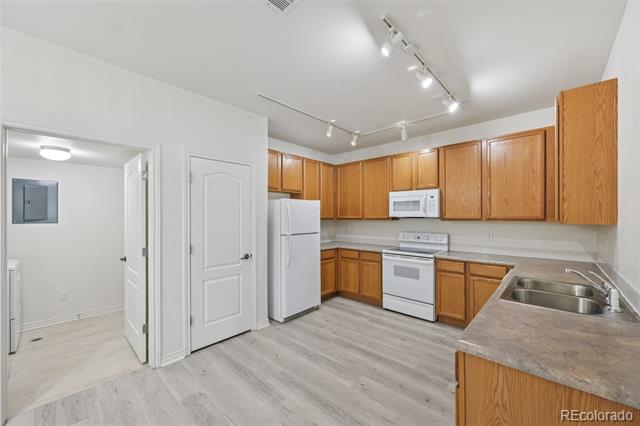 4672 W 20th Street Road Unit: 2511