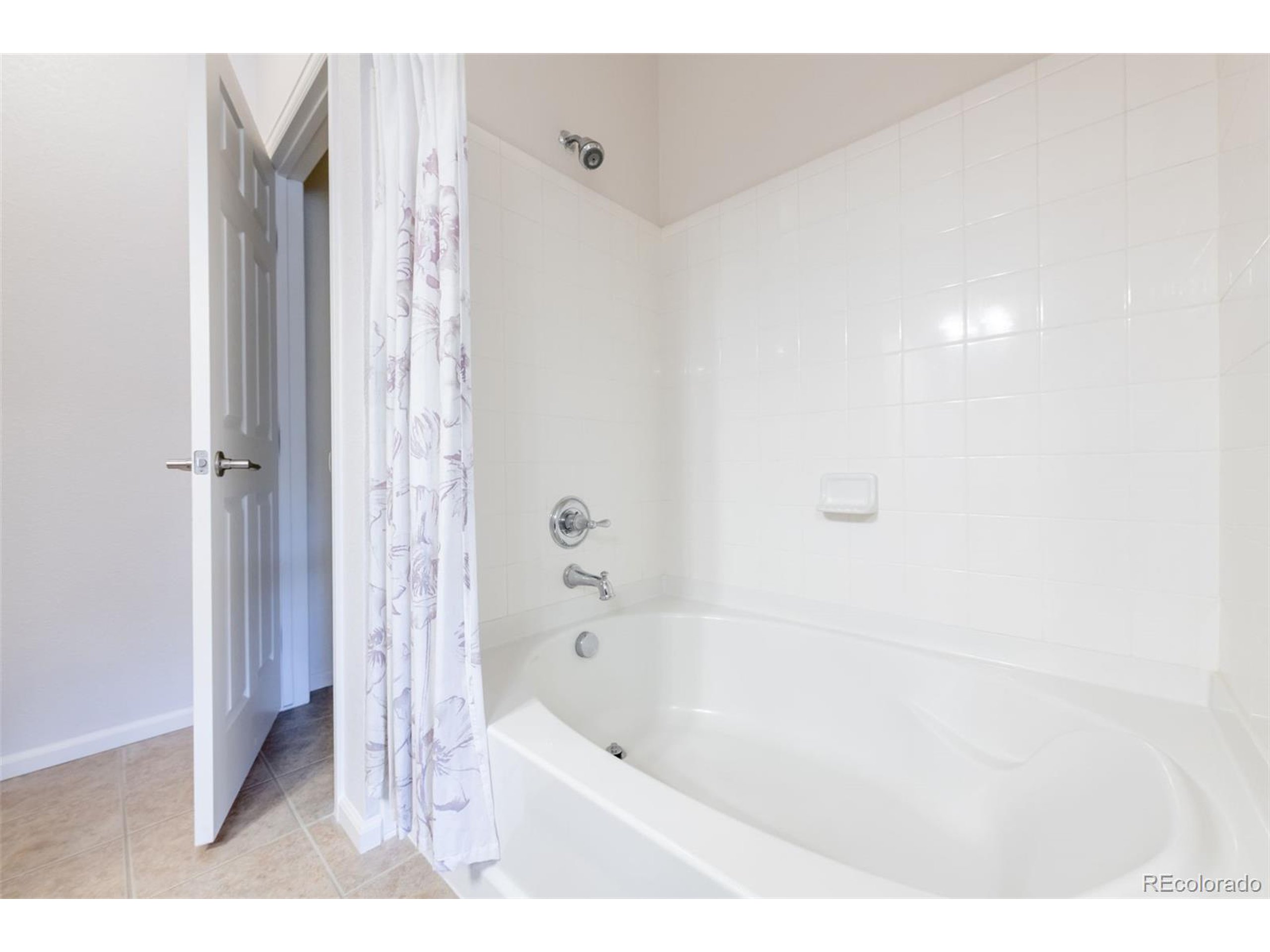 3100 Blue Sky Cir 14-205