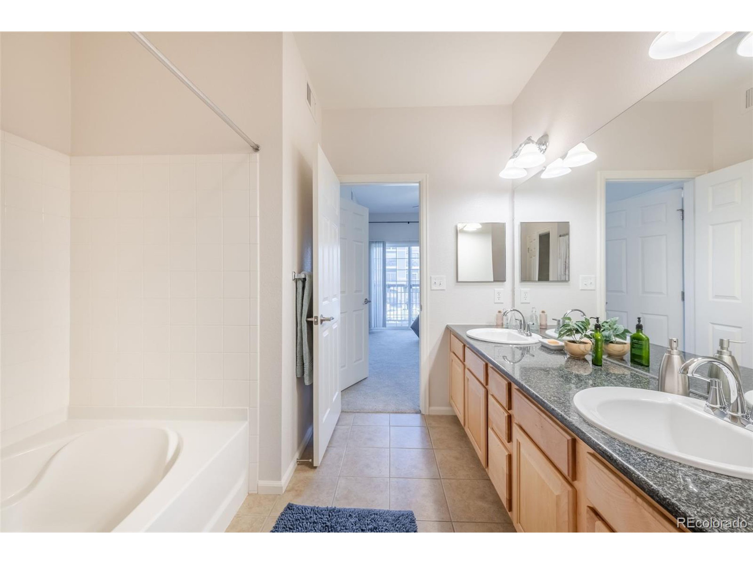 3100 Blue Sky Cir 14-205