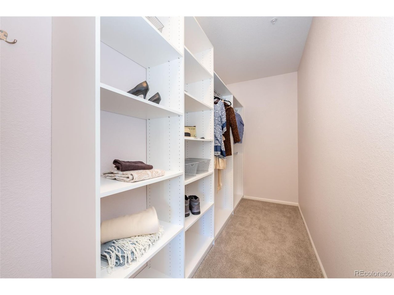 3100 Blue Sky Cir 14-205