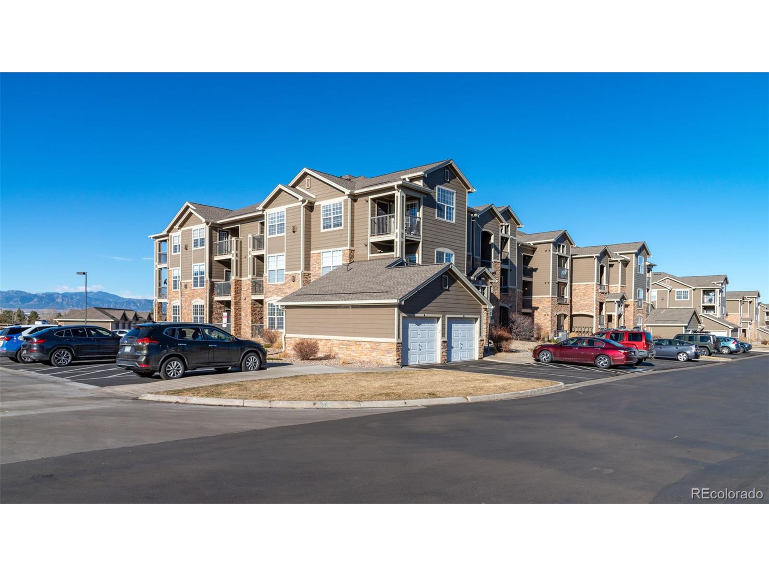 3100 Blue Sky Cir 14-205