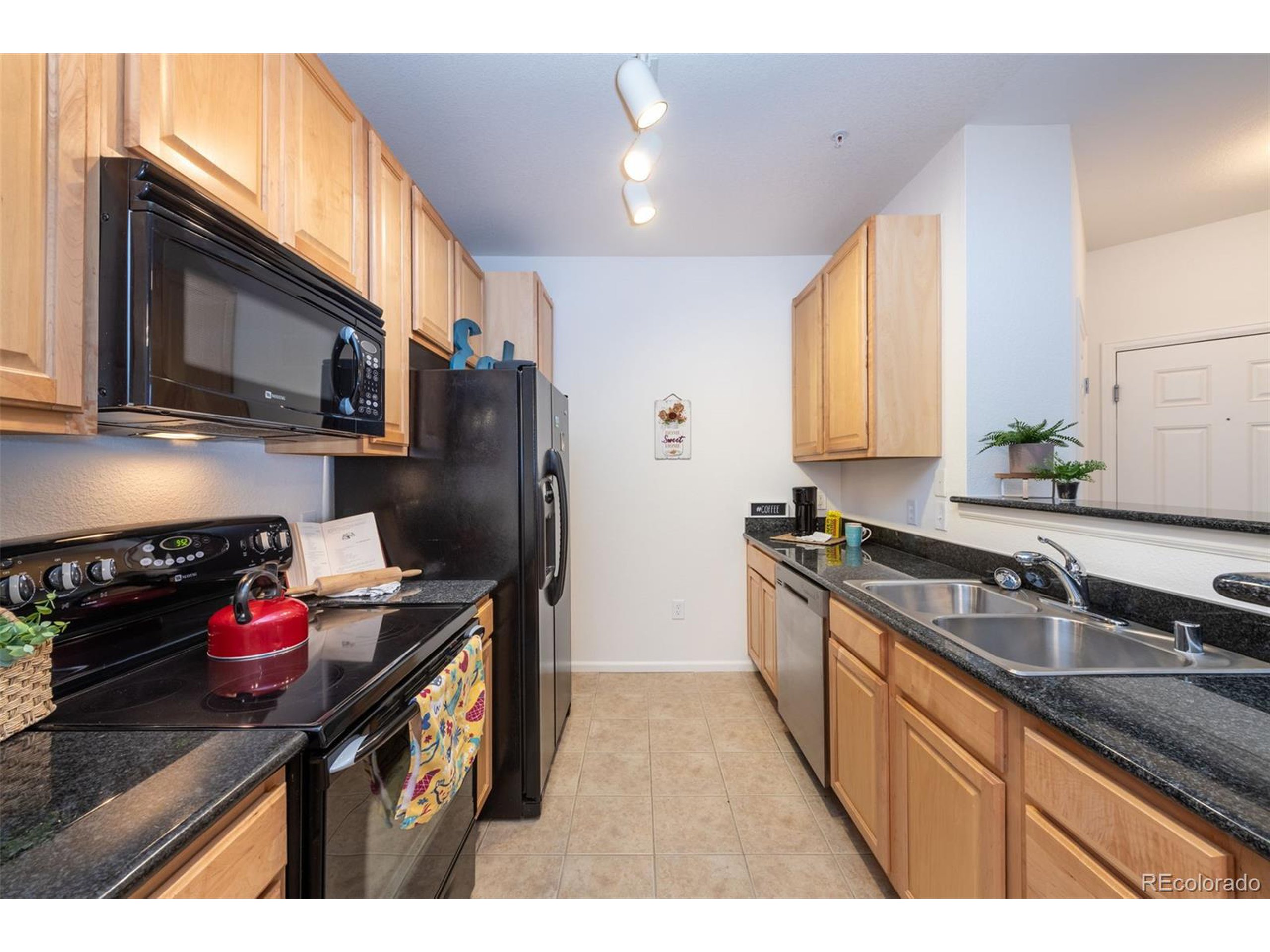 3100 Blue Sky Cir 14-205