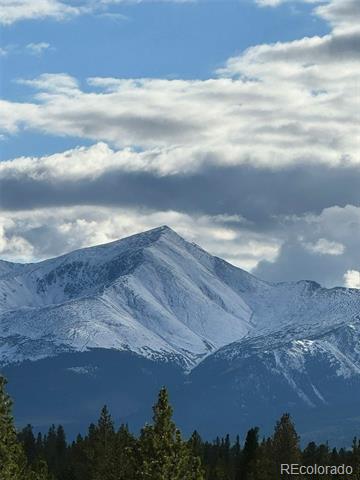 670 Alpine Cirque