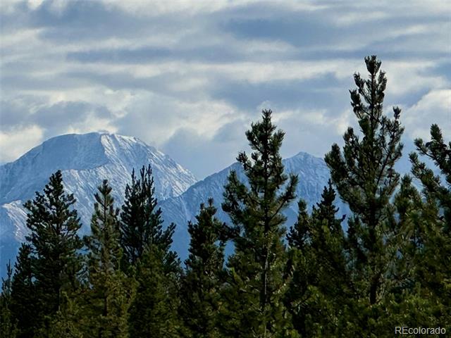 670 Alpine Cirque
