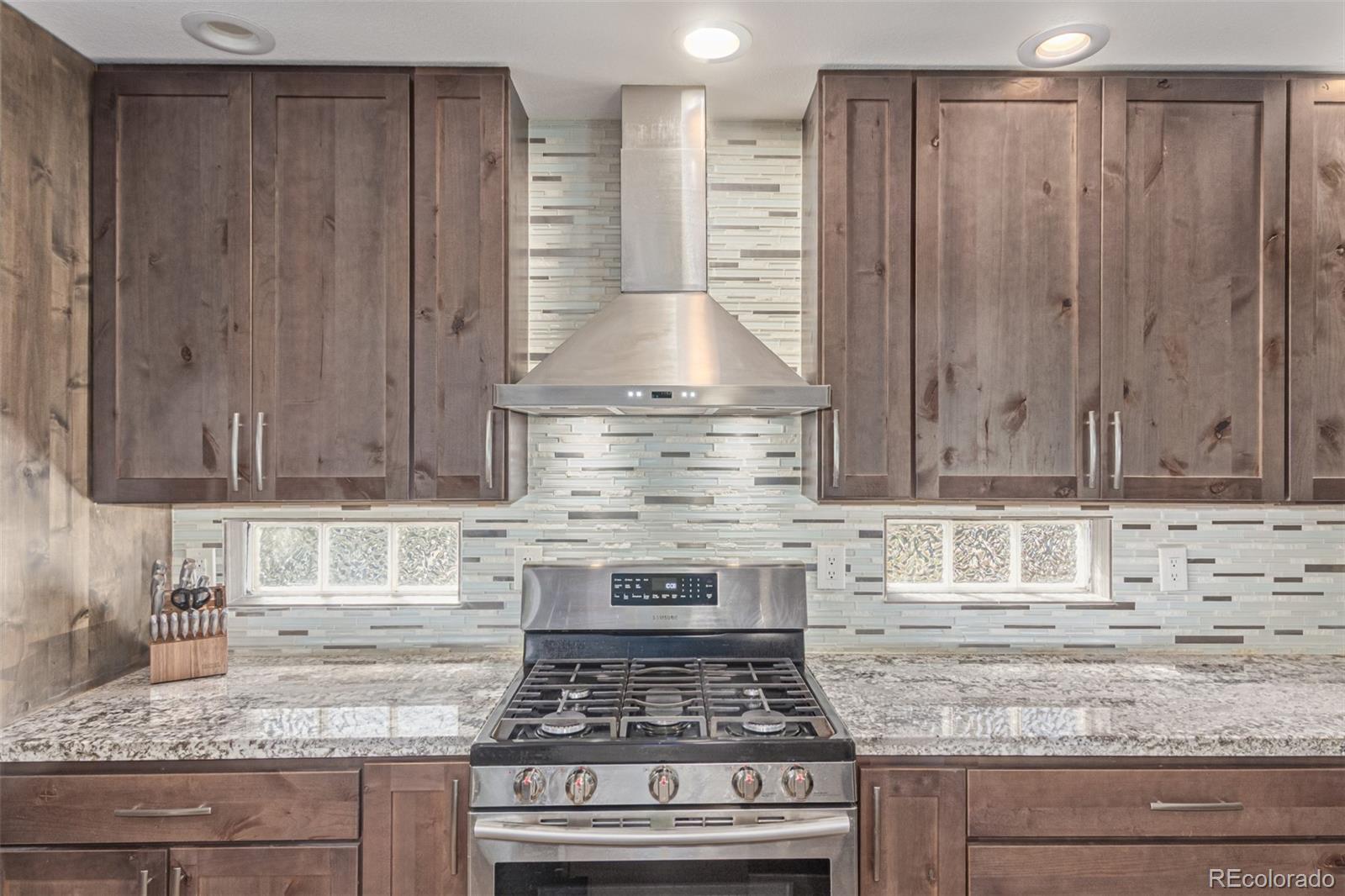 1011 S Valentia Street Unit: 43