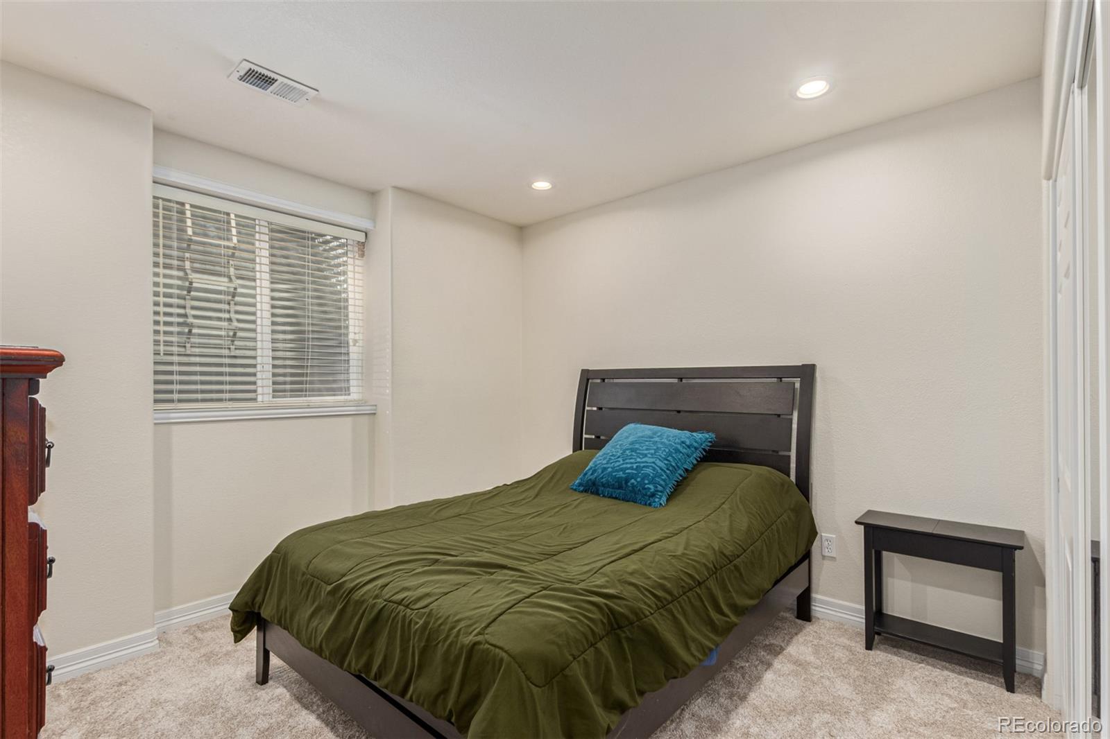 1011 S Valentia Street Unit: 43
