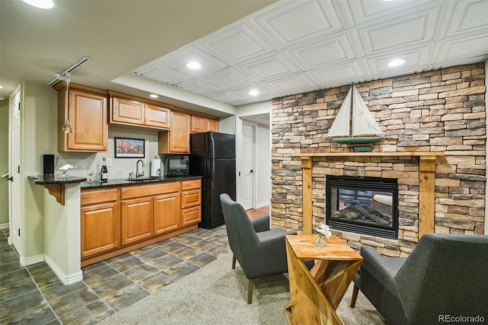 1436 Cherry Place
