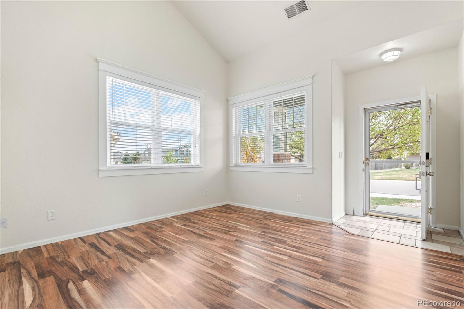 1213 N Heritage Avenue