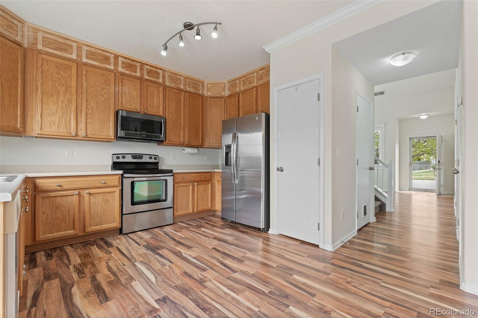 1213 N Heritage Avenue