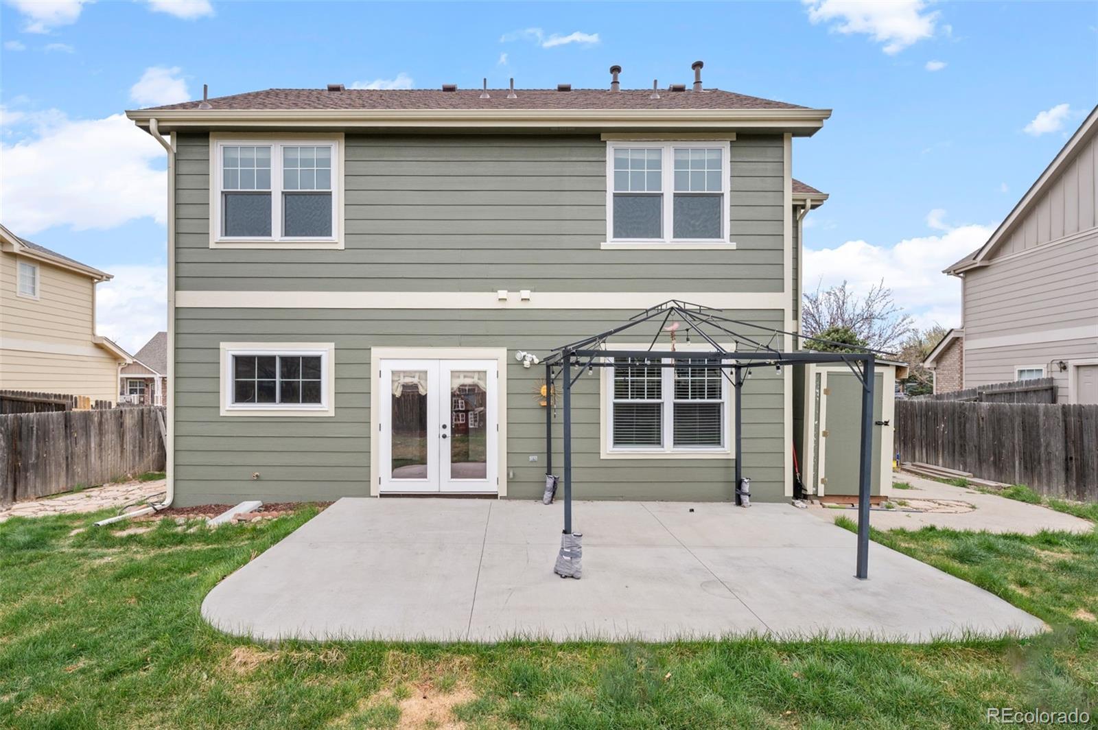 1213 N Heritage Avenue