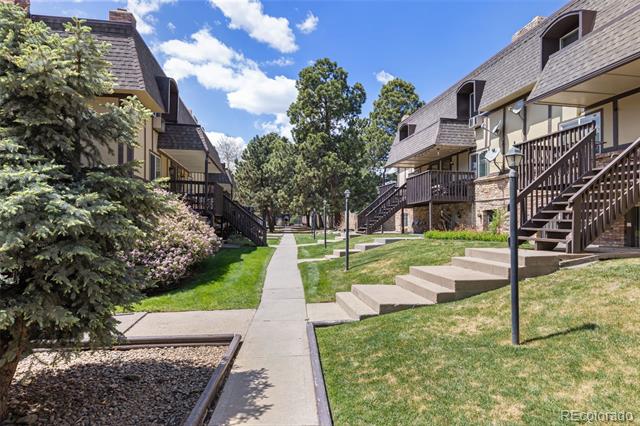 8060 W 9th Avenue Unit: 207