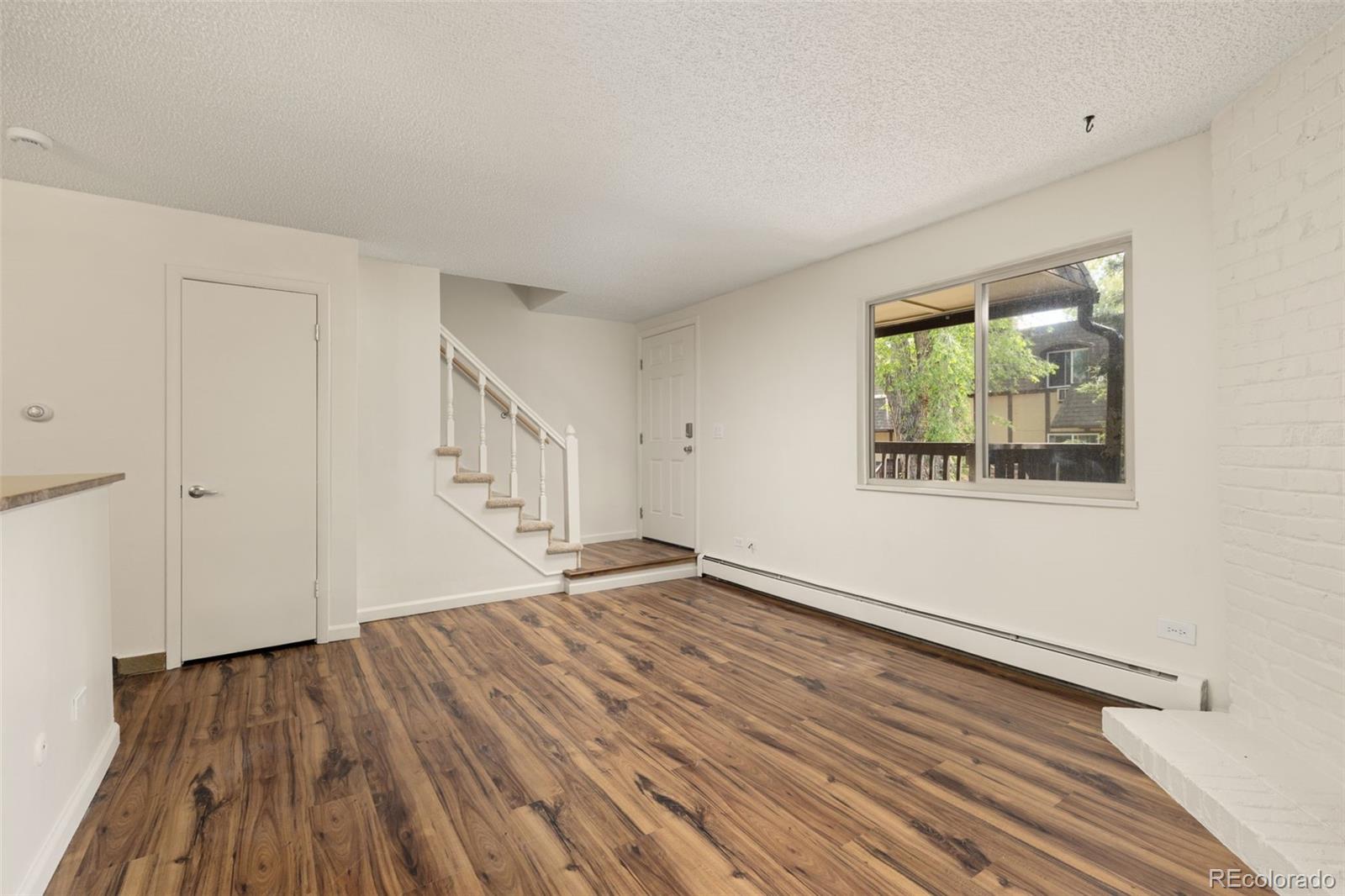 8060 W 9th Avenue Unit: 207