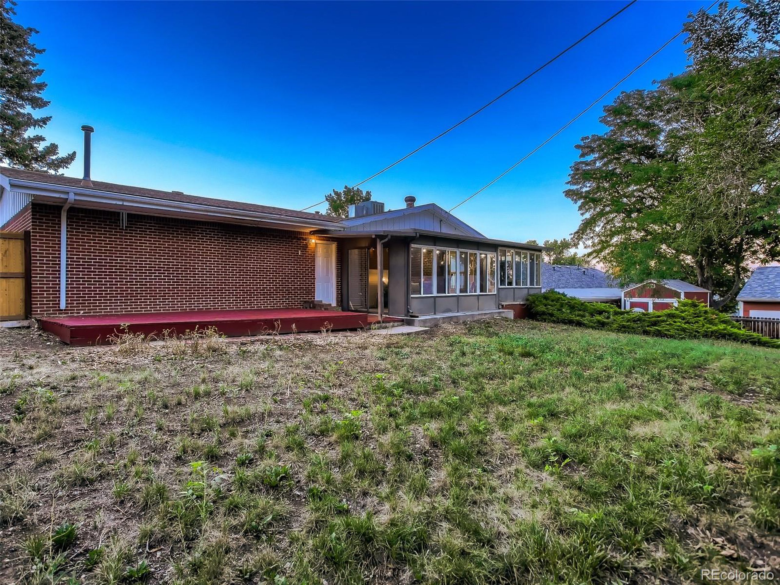 7642 Vance Dr