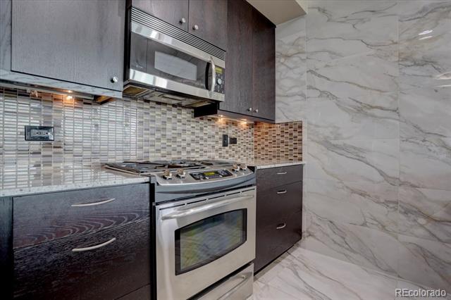 2001 Lincoln Street Unit: 1910