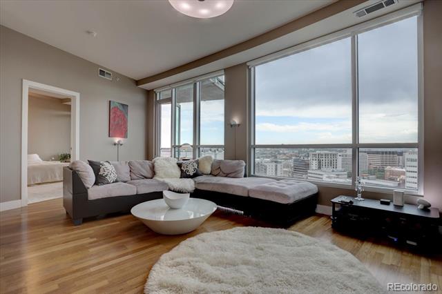 2001 Lincoln Street Unit: 1910