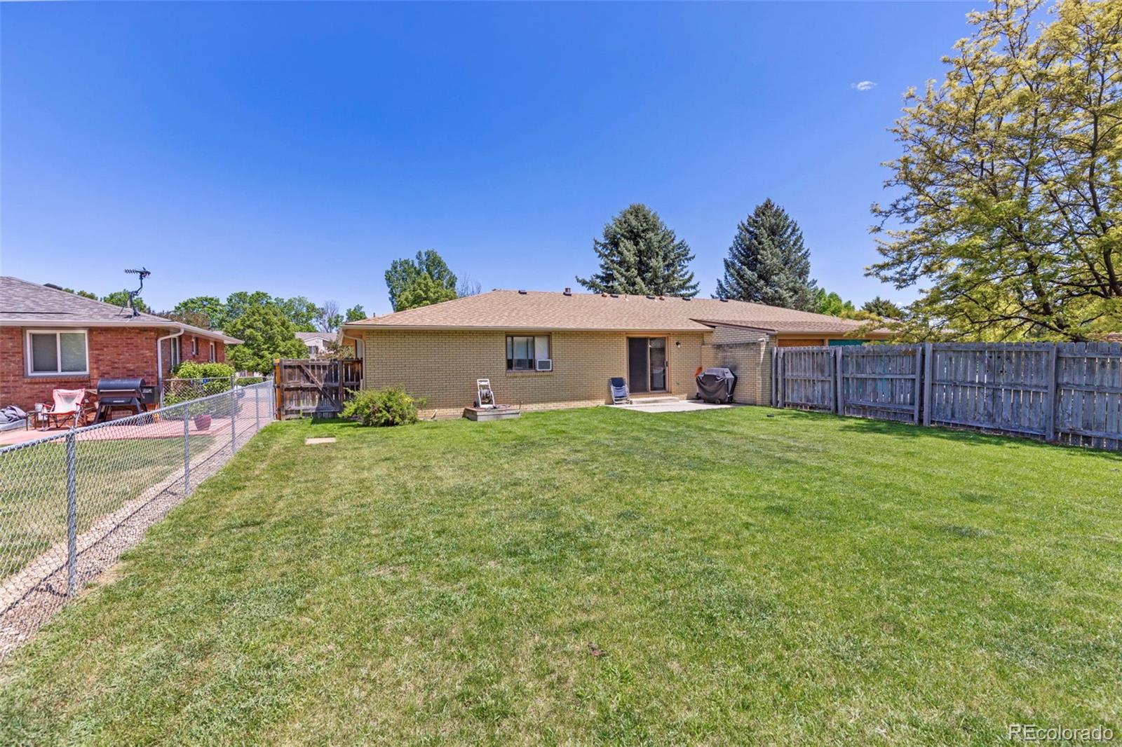 3753 Butternut Avenue