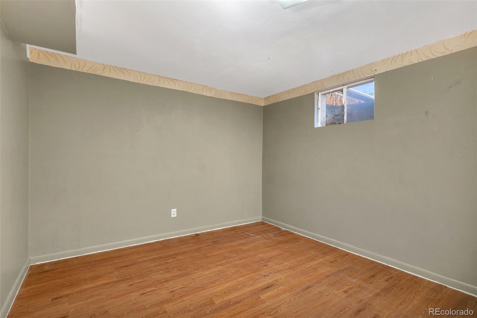 8870 Ithaca Way
