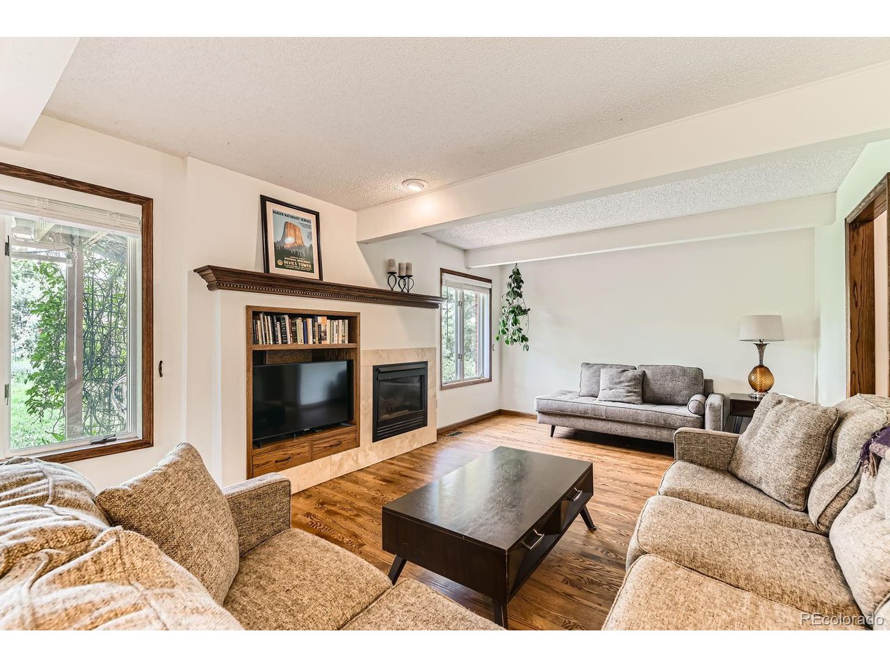 6351 S Andes Pl