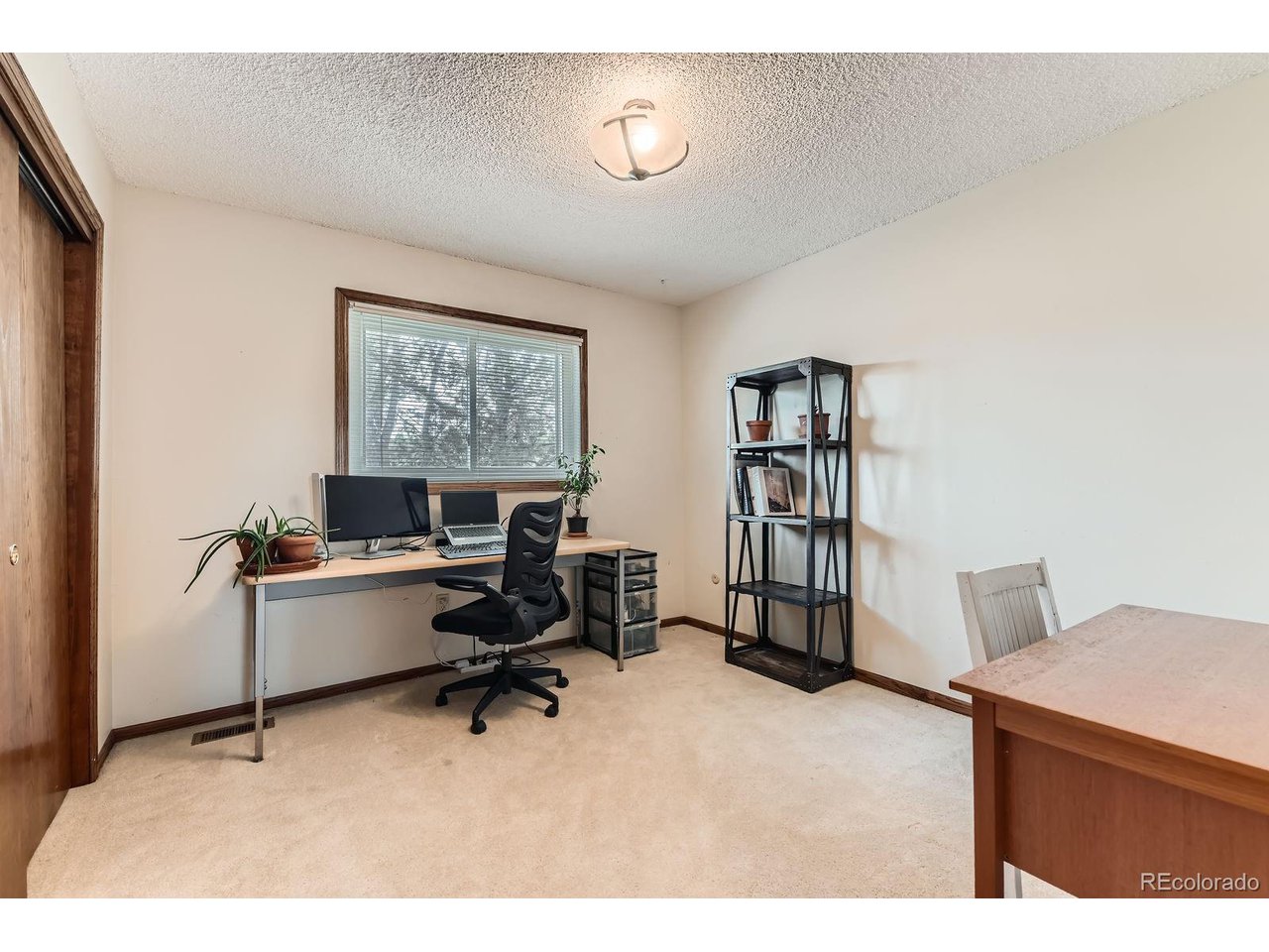 6351 S Andes Pl