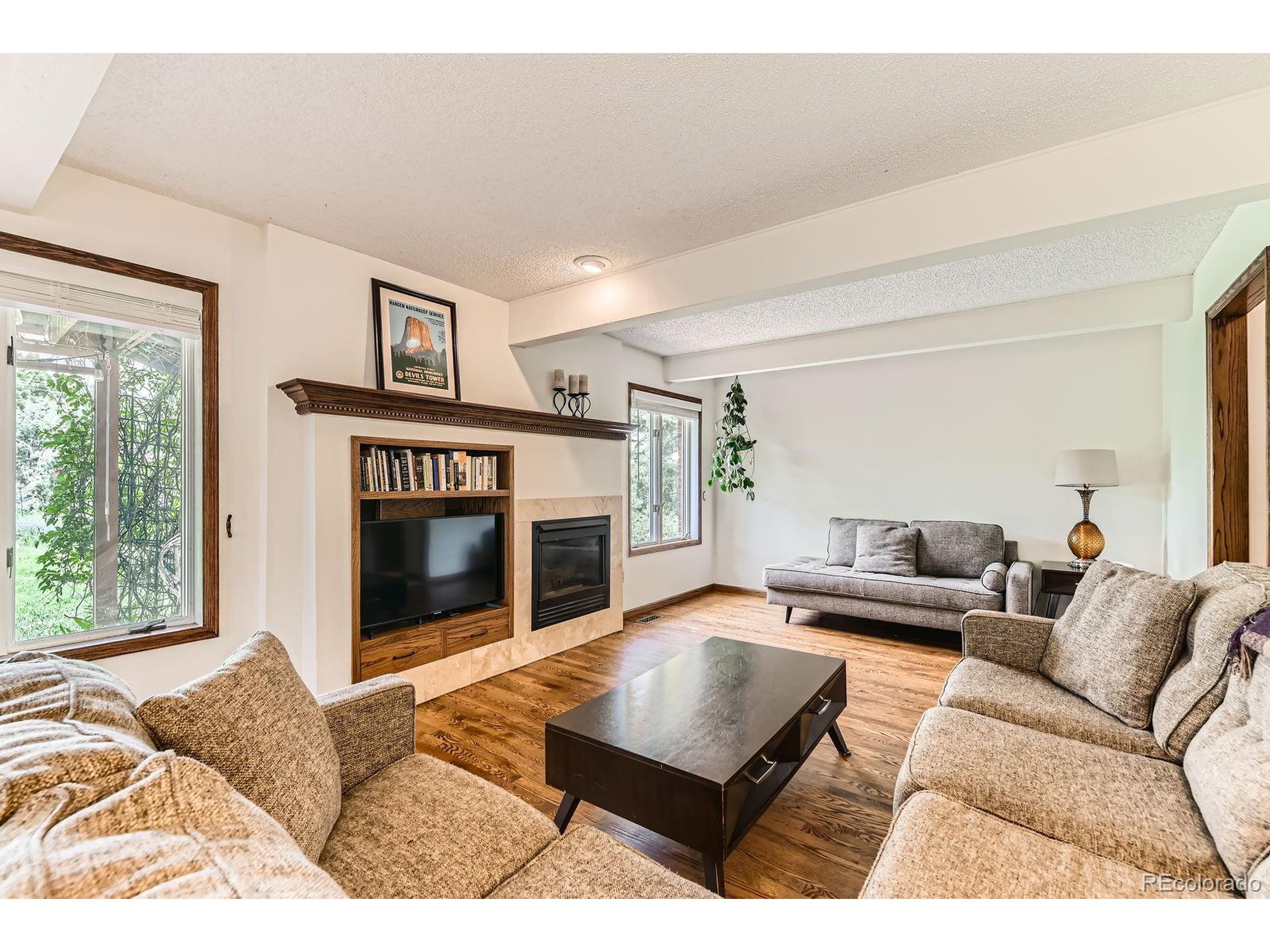 6351 S Andes Pl