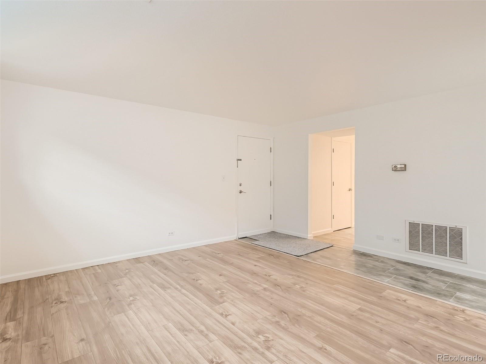 9310 E Girard Avenue Unit: 7