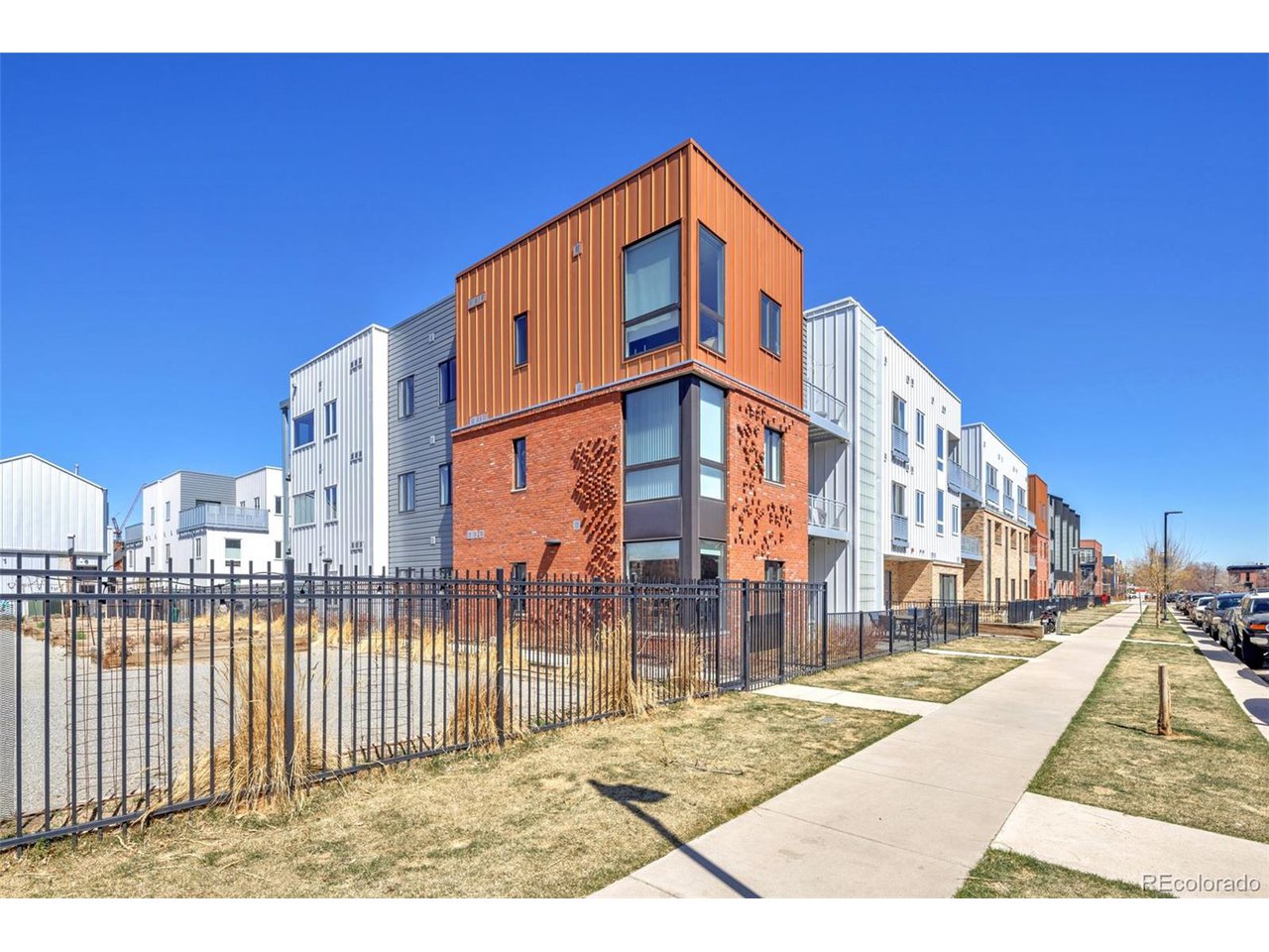 2525 Arapahoe St 109