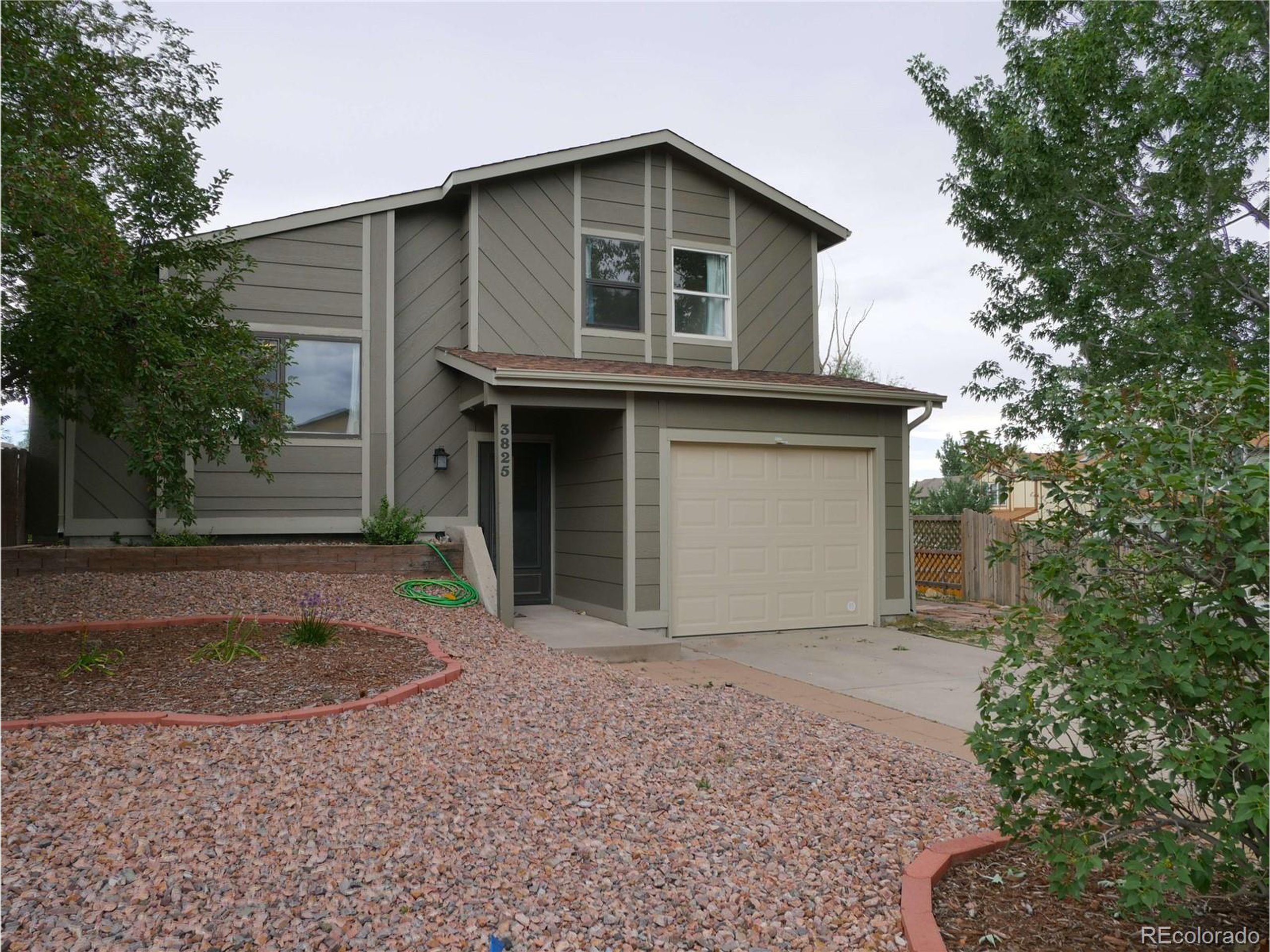 3825 Caviar Ct