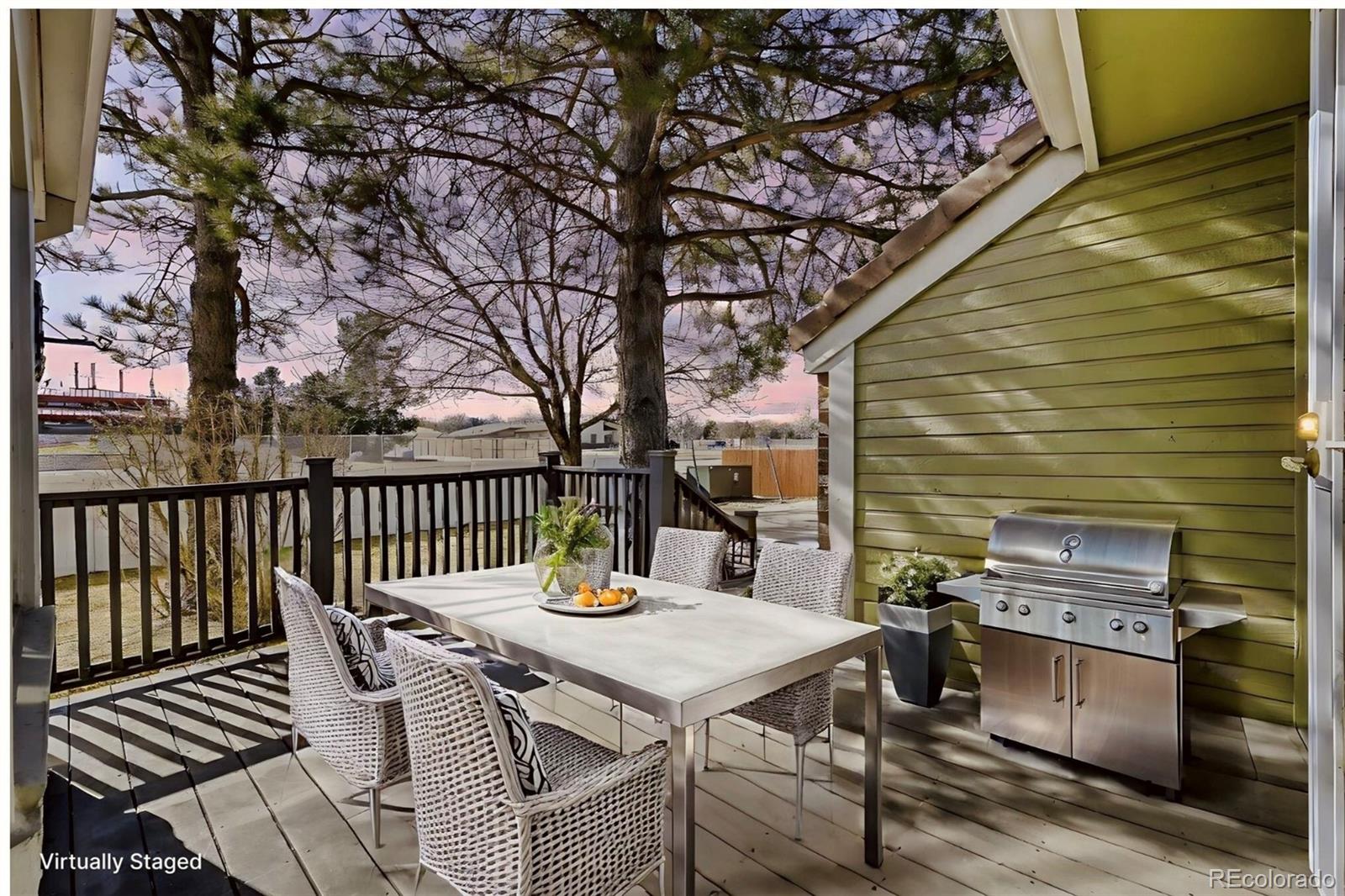 11201 Wyandot Street