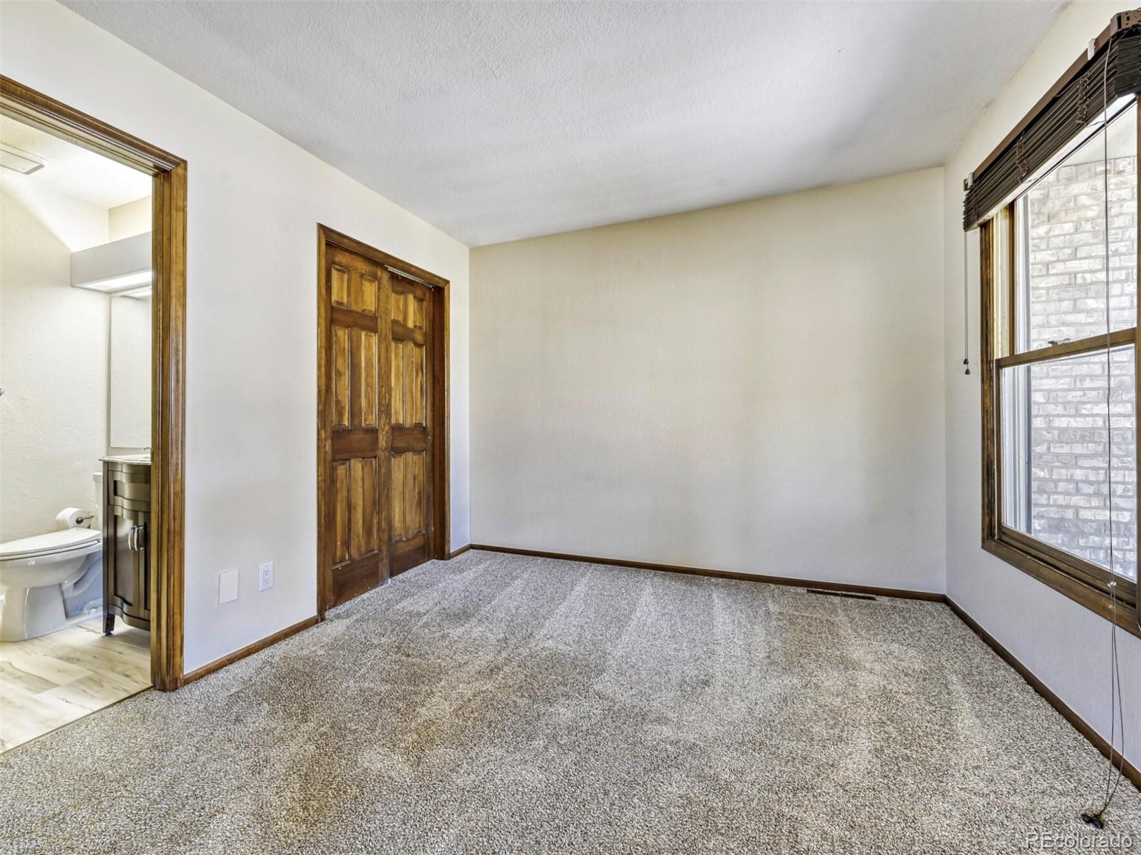 11201 Wyandot Street