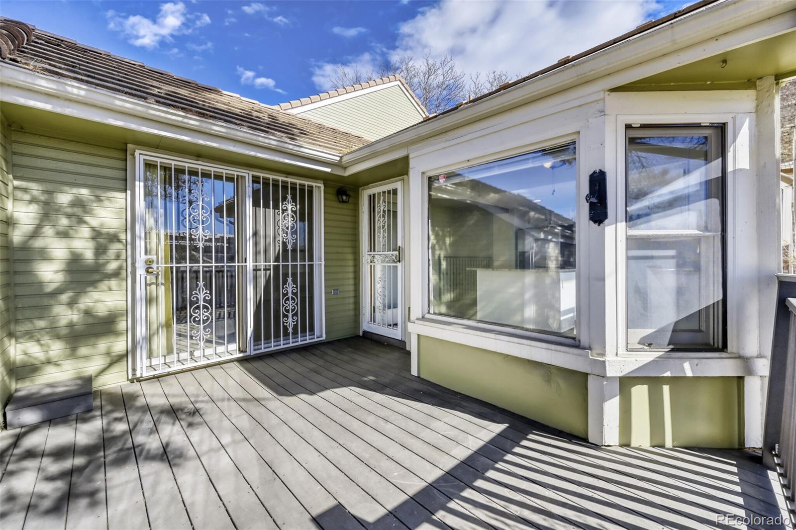 11201 Wyandot Street