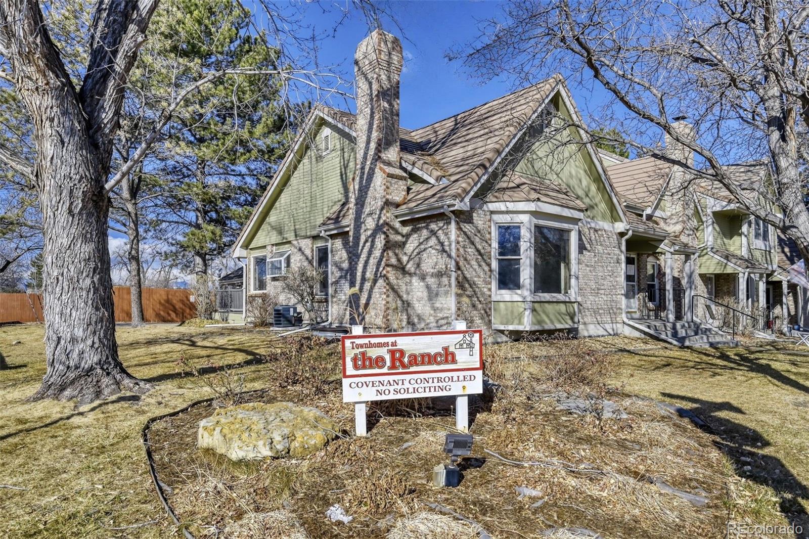 11201 Wyandot Street