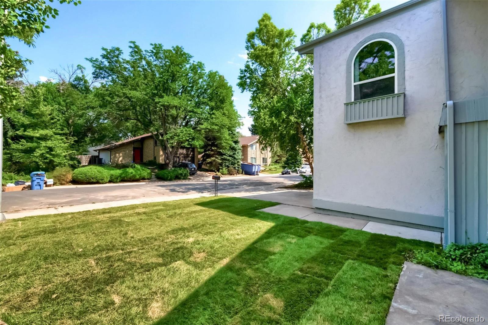2759 S Oakland Circle
