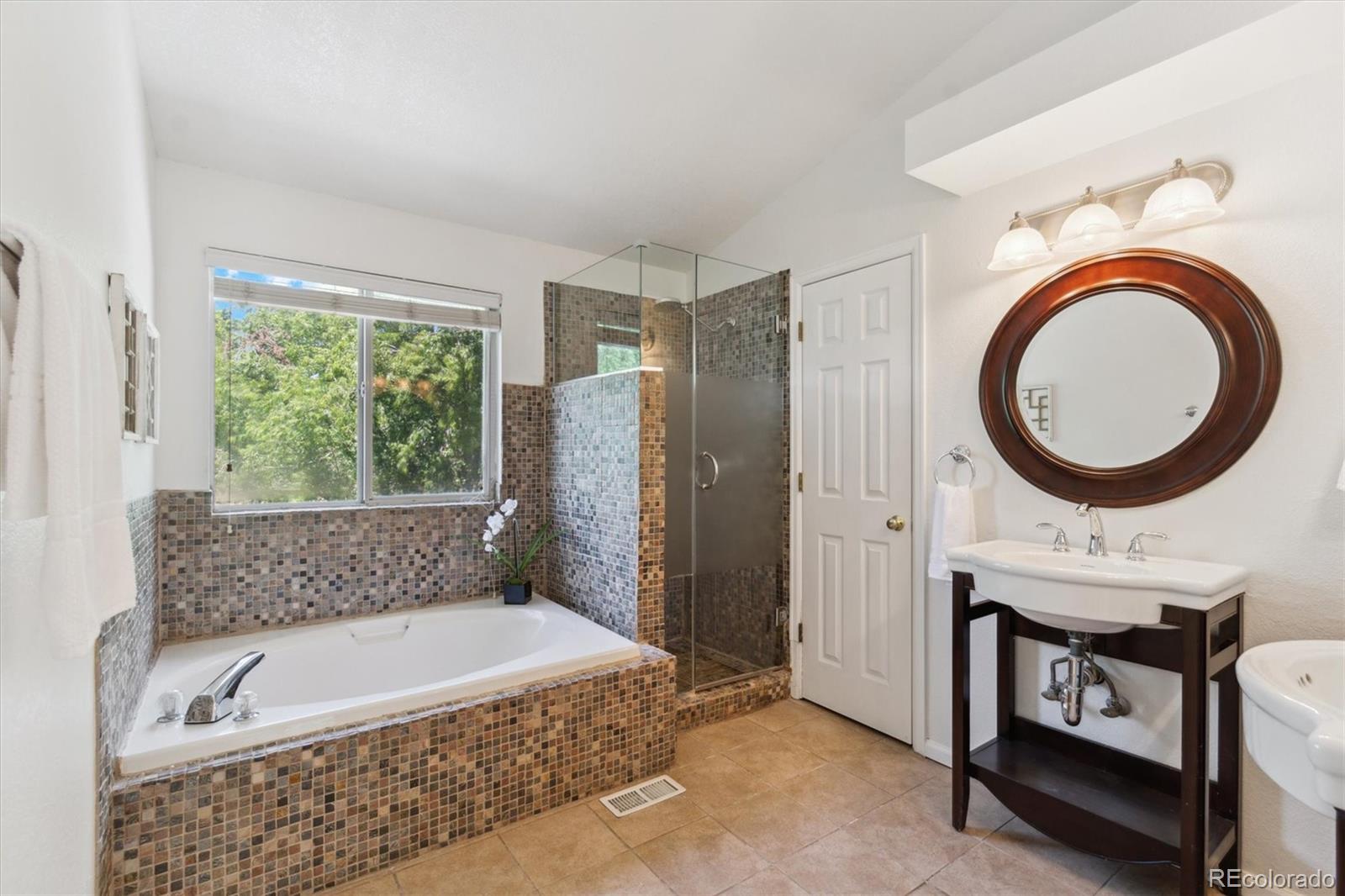 5625 W 109th Circle