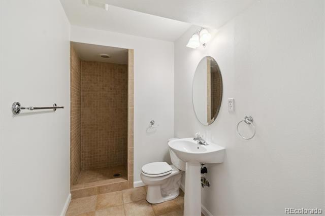 5625 W 109th Circle
