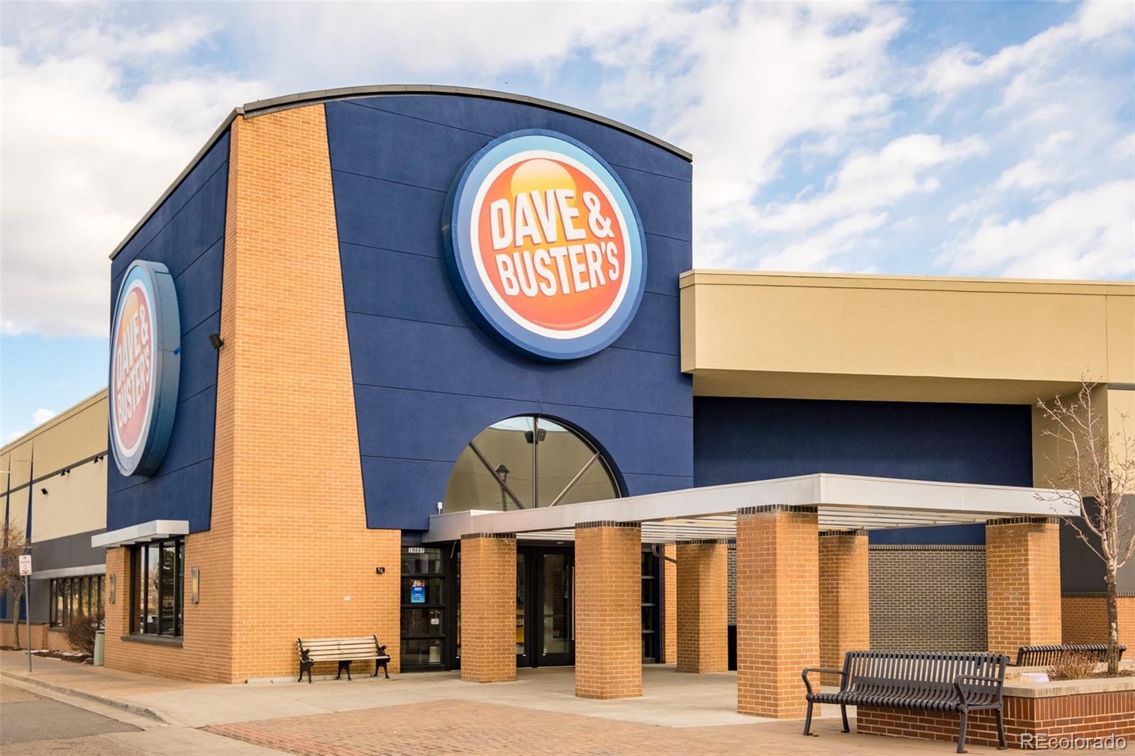 6716 W 97th Circle