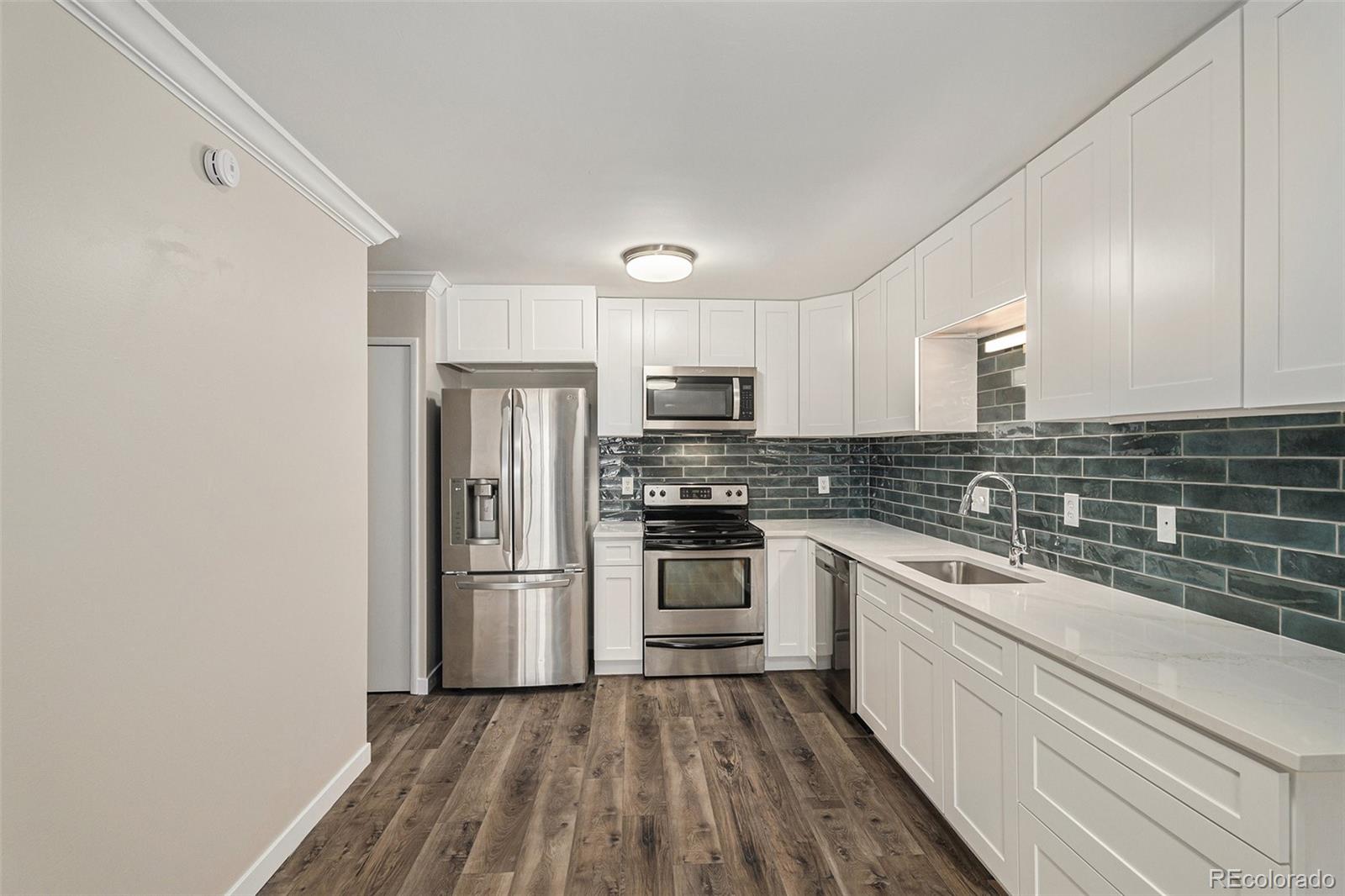 3460 S Poplar Street Unit: 404