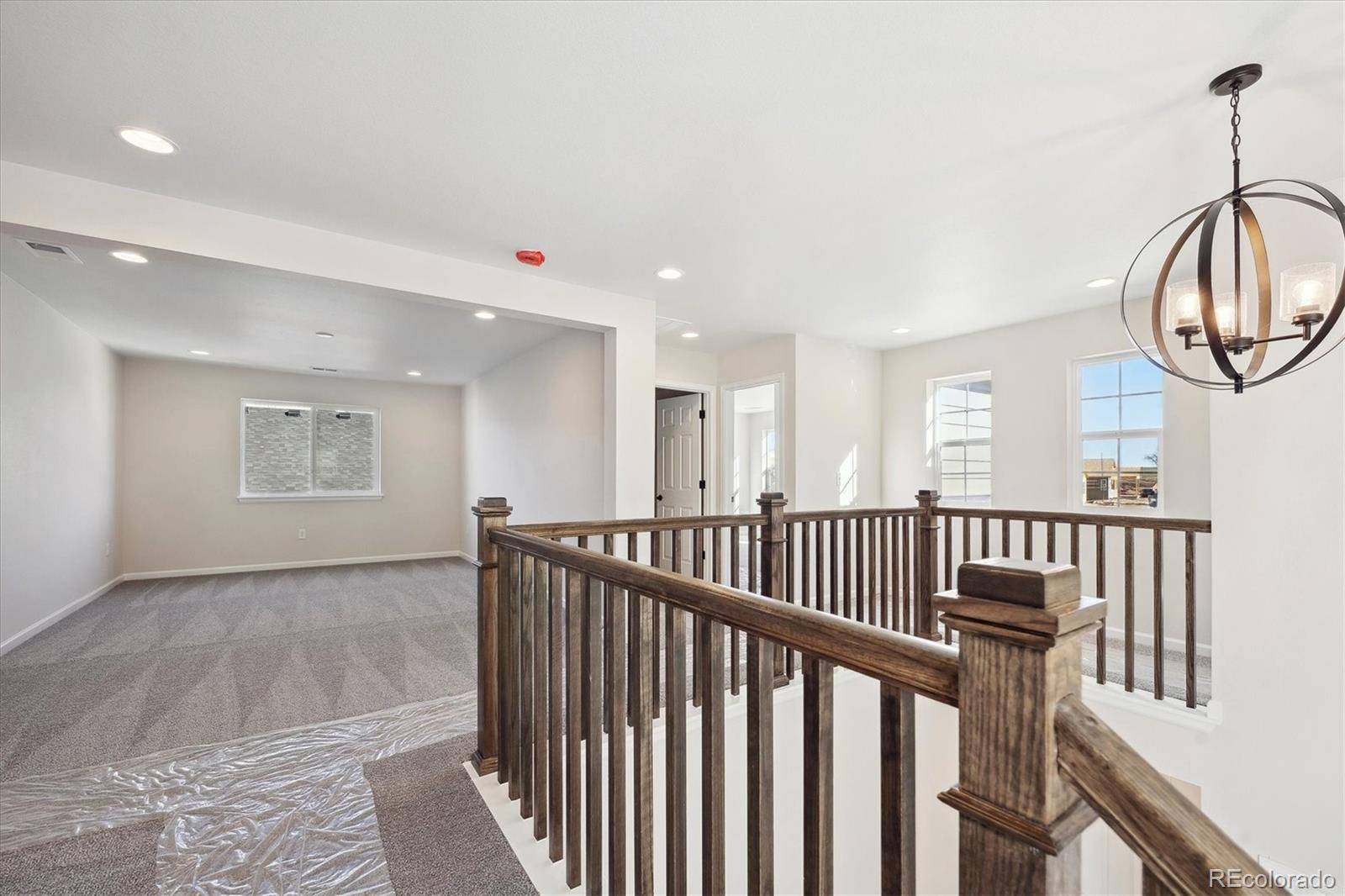 660 Apex Rise Street