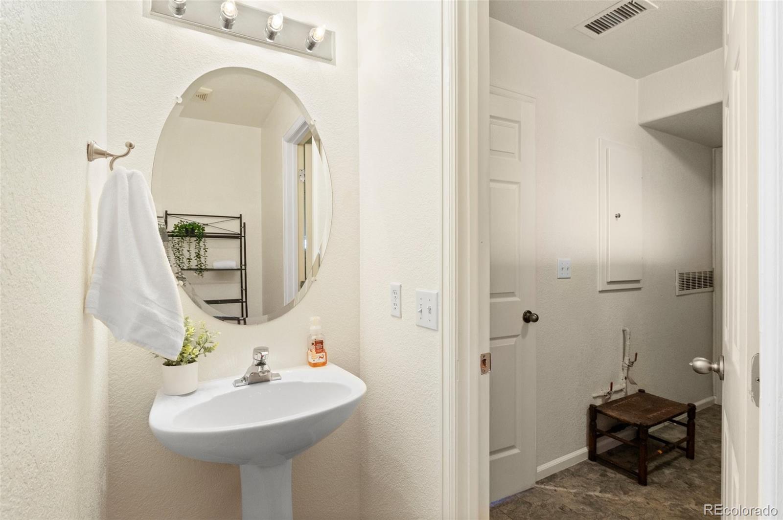 20000 Mitchell Place Unit: 1