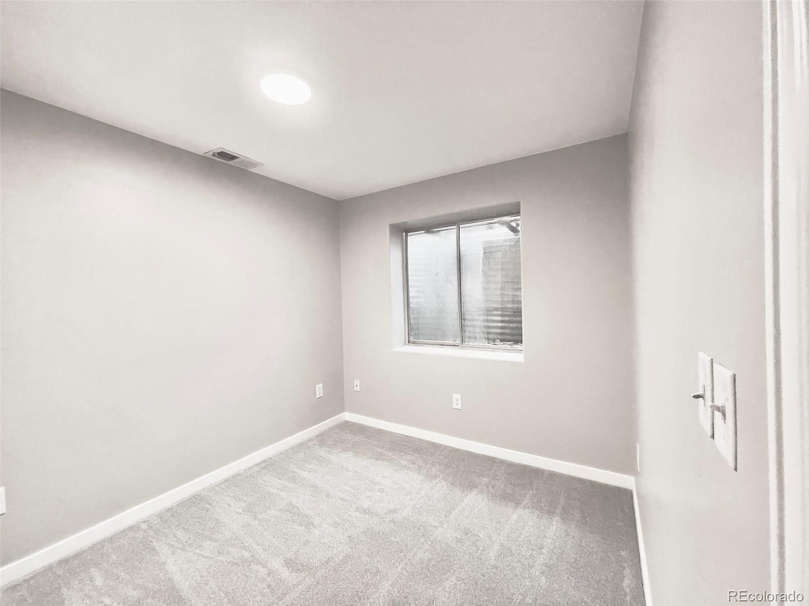 3662 S Uravan Street