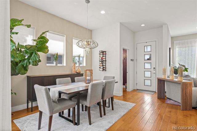 5050 Valentia Street Unit: 101