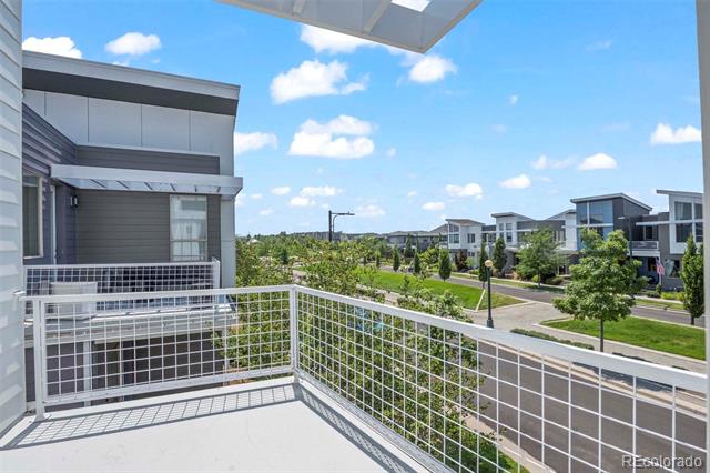 5050 Valentia Street Unit: 101