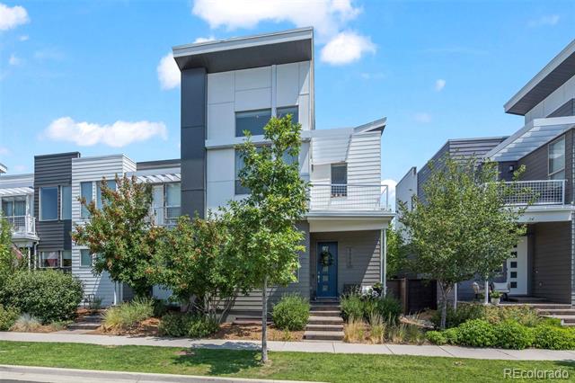 5050 Valentia Street Unit: 101