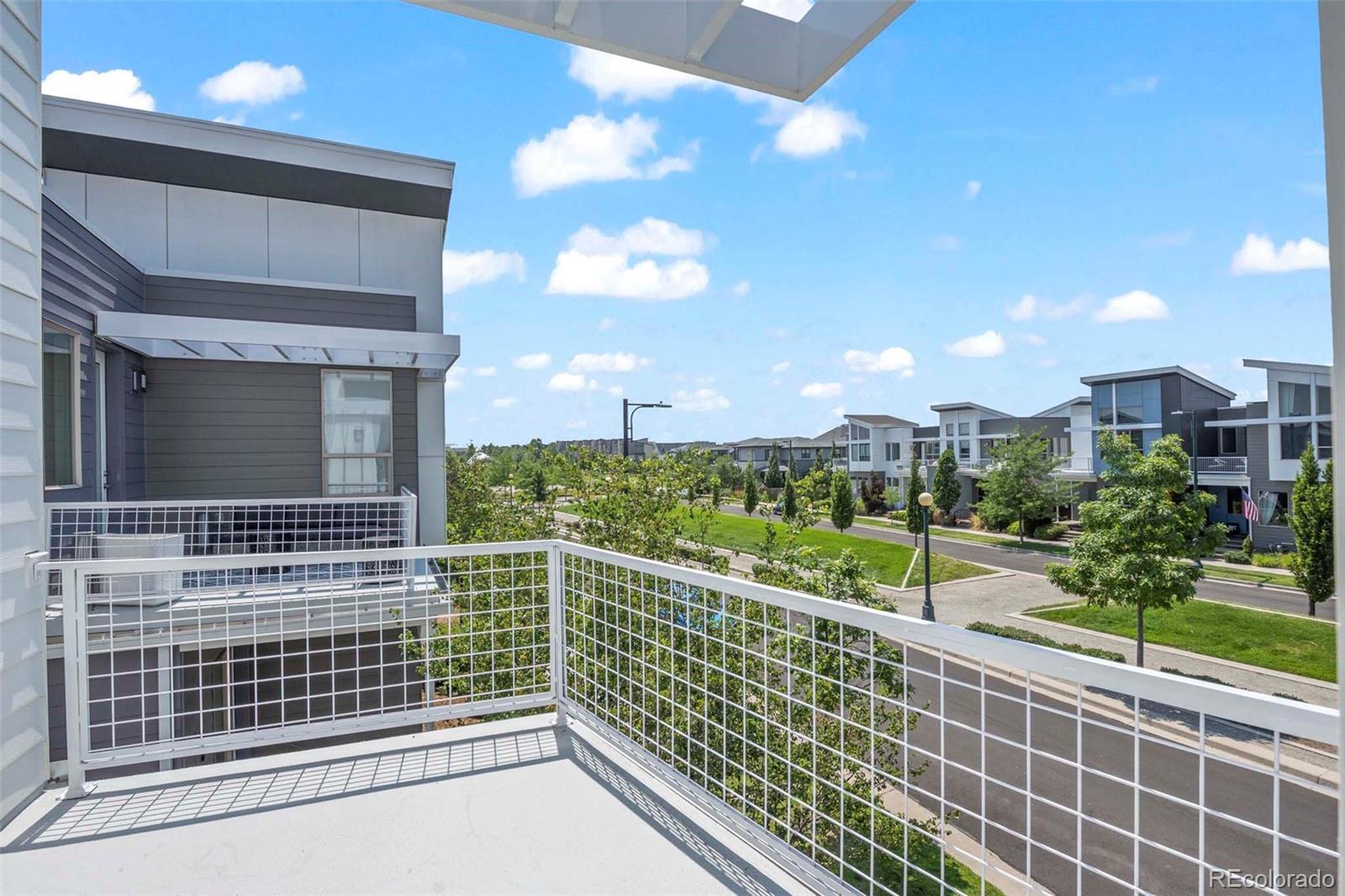 5050 Valentia Street Unit: 101